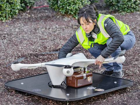 Drones utilizados para transportar muestras de sangre