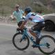 Richard Carapaz y Jonathan Caicedo, ‘ayudantes’ de lujo para ciclistas del Tour de la Juventud