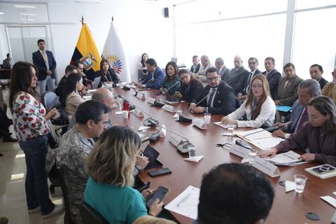 Cambios para segundo debate del proyecto de ley de Seguridad Digital en Ecuador preocupa a gremios