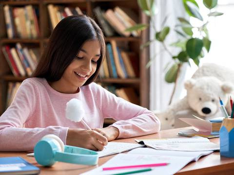 Deberes en casa: ¿A qué edad los niños deben hacer las tareas escolares solos? 