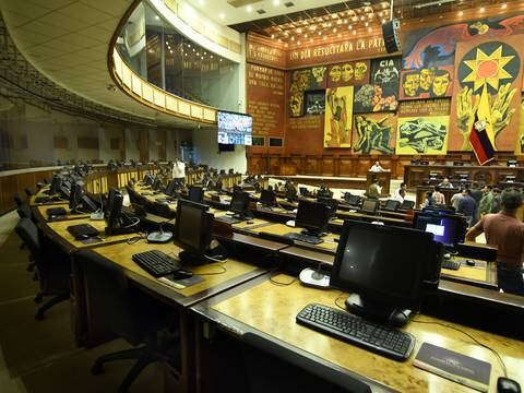 Reparto de las quince comisiones legislativas permanentes aún con complicaciones entre las bancadas que formarían la mayoría