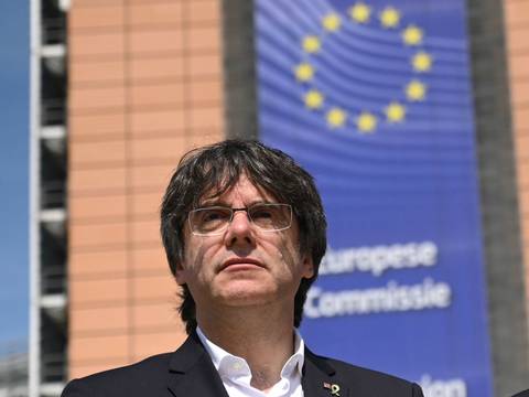  Carles Puigdemont no irá a Estrasburgo por temor a ser enviado a España, dice abogado
