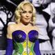 Madonna trae de regreso el icónico corsé de Jean Paul Gaultier con los colores de Brasil