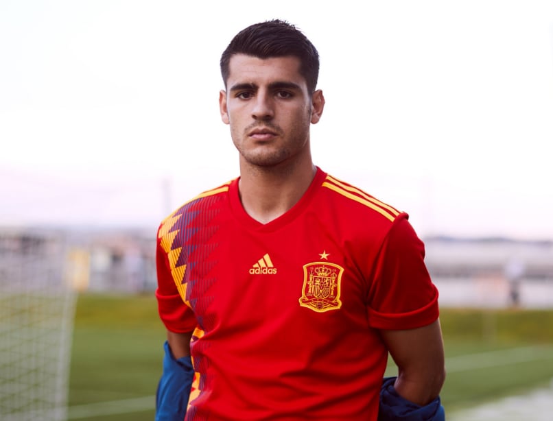 La nueva camiseta de España causa por sus colores | Fútbol Deportes |