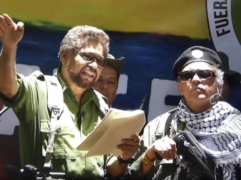 Disidentes de las FARC amenazan a dos periodistas colombianas por investigación