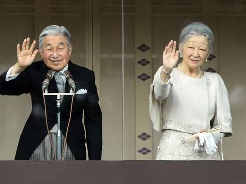 Diputados japoneses aprueban ley de abdicación del emperador Akihito