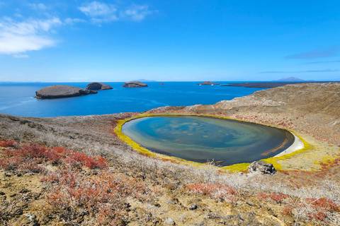 El aumento de tasas para ingresar a áreas protegidas en Galápagos genera diversas reacciones en sector turístico